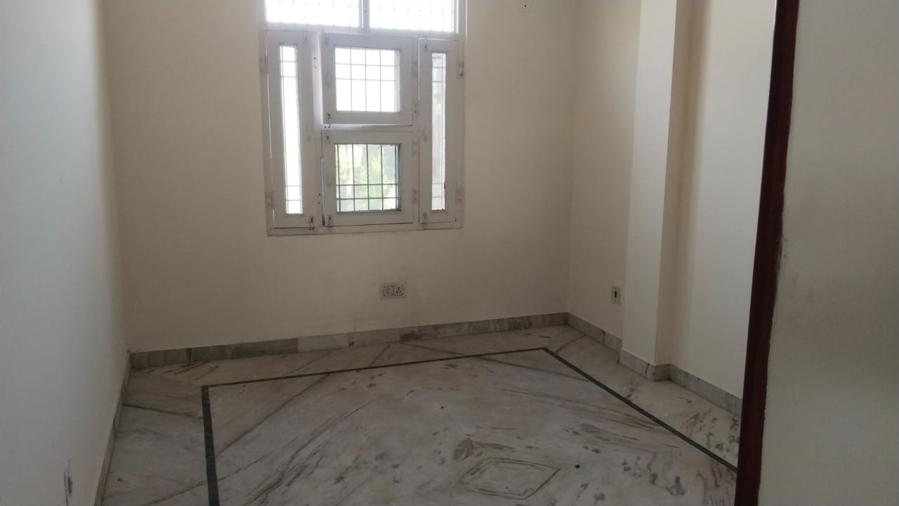 Spacious 2BHK Flat on 3 Floors for Rent in Nirman Nagar, Jaipur-Nirman Nagar-Jaipur